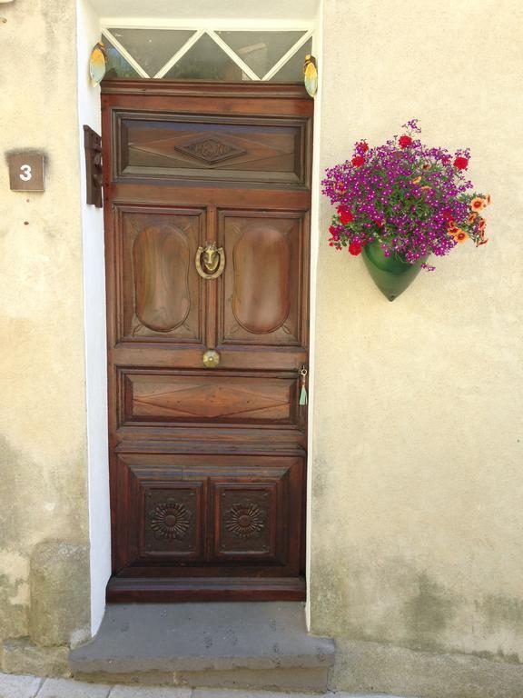 La Maison Peano Gassin Exterior photo