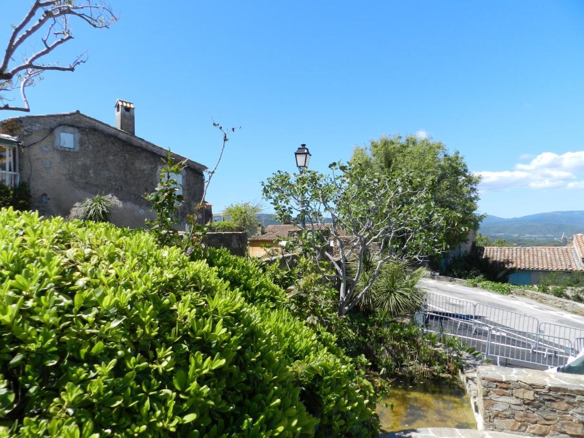 La Maison Peano Gassin Exterior photo